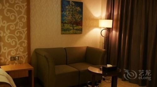 פושאן Ehrenburg Hotel מראה חיצוני תמונה
